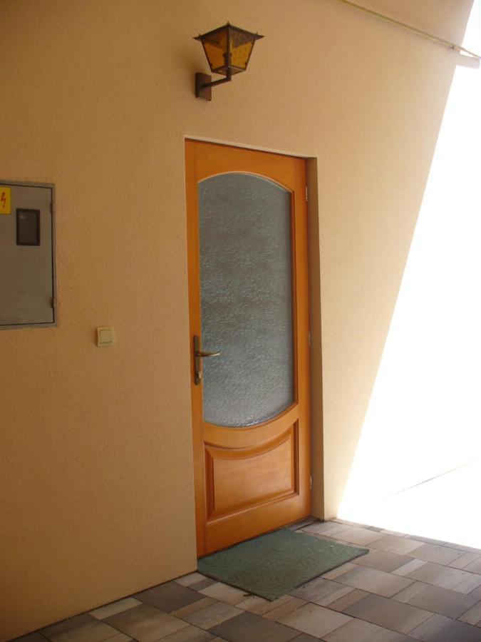 Berta Apartman Senta Bagian luar foto